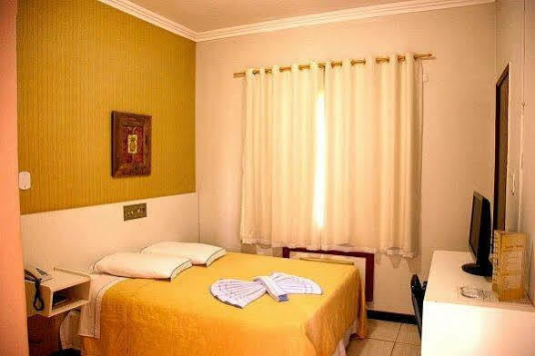 Santa Monica Palace Hotel Corumba Luaran gambar